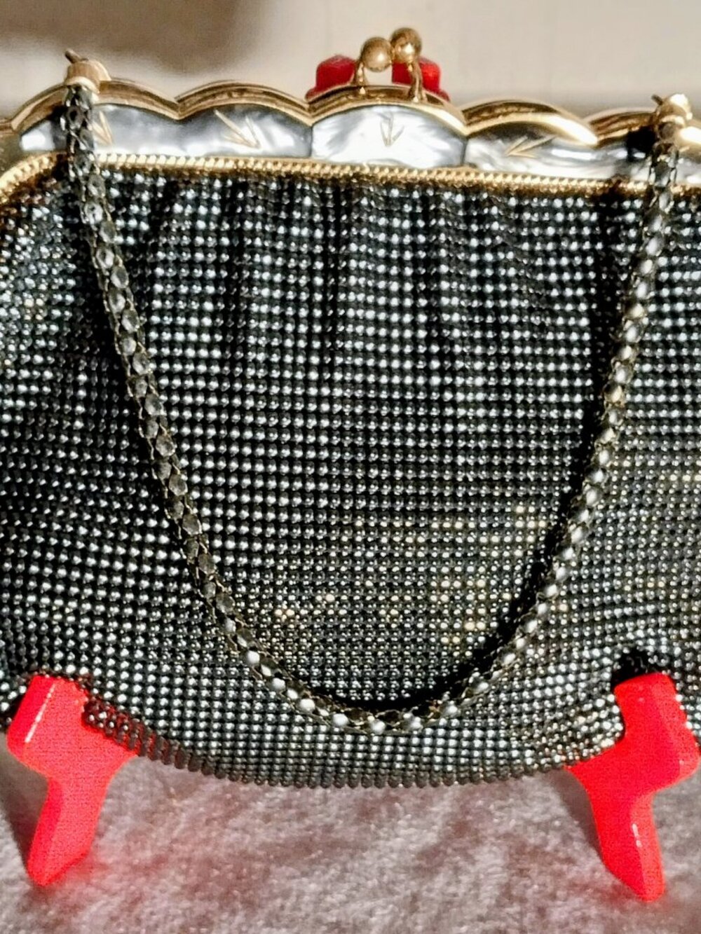 Vintage Whiting & Davis Black Mesh Purse Evening Bag Gold Kiss Lock Metal Frame